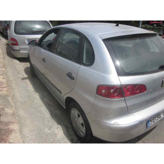 seat ibiza (6l1) del año 2003