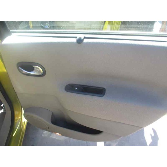 renault scenic ii del año 2004