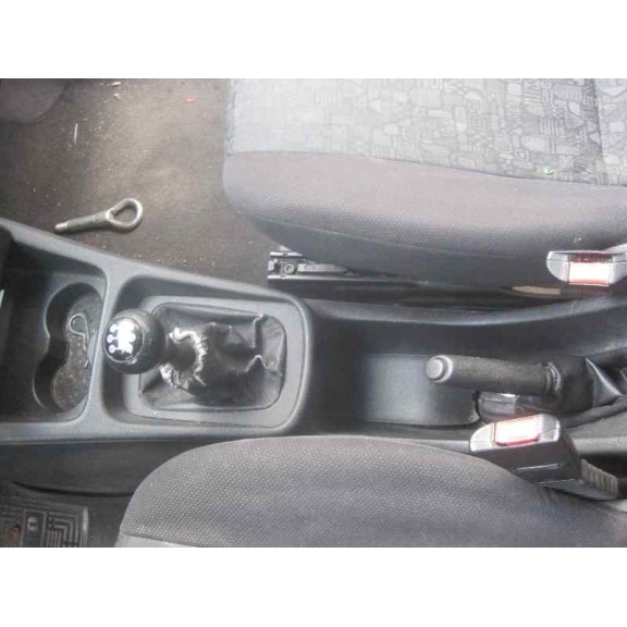 opel zafira a del año 2001