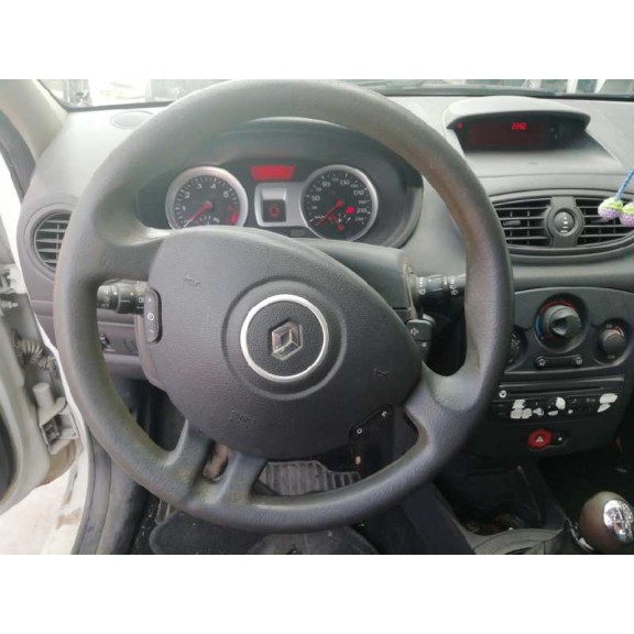 renault clio iii del año 2009