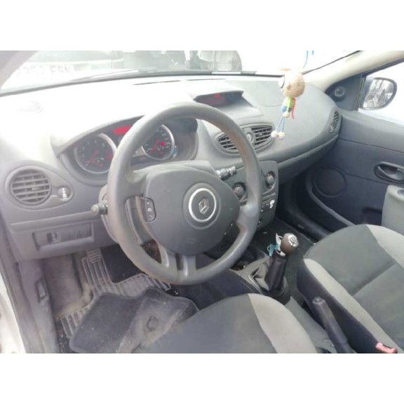 renault clio iii del año 2009