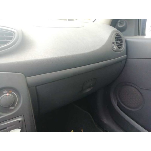 renault clio iii del año 2009