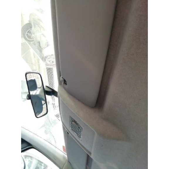 opel corsa d del año 2010