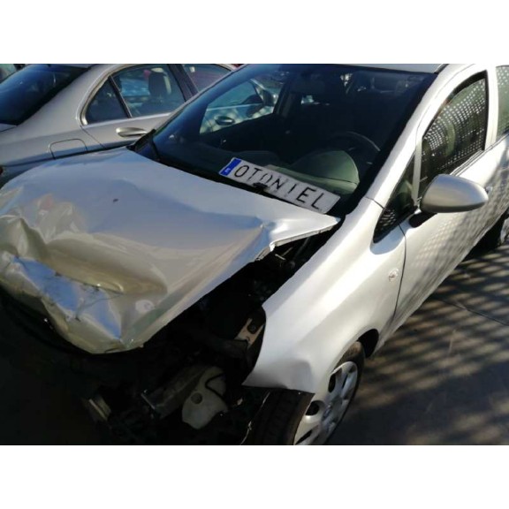 opel corsa d del año 2010