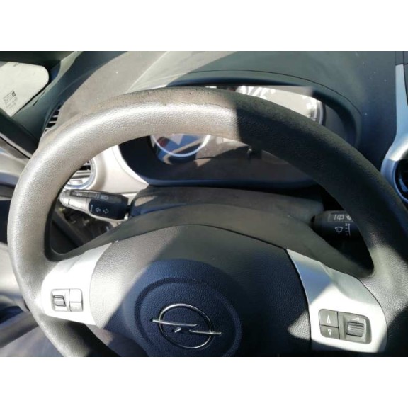 opel corsa d del año 2010