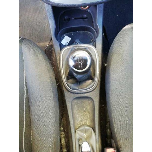 opel corsa d del año 2010