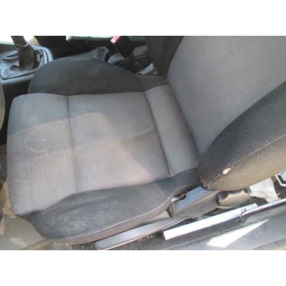 volkswagen golf iv berlina (1j1) del año 2001