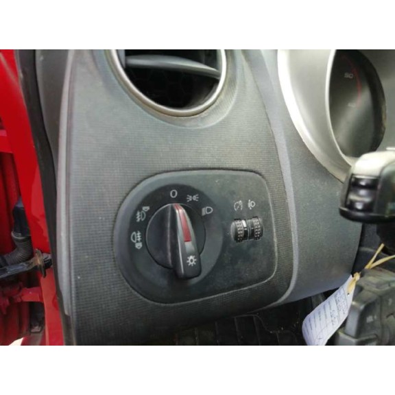 seat ibiza (6j5) del año 2008