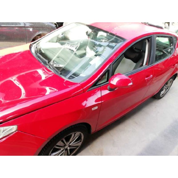 seat ibiza (6j5) del año 2008