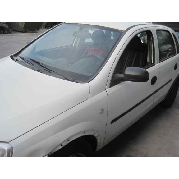 opel corsa c del año 2001