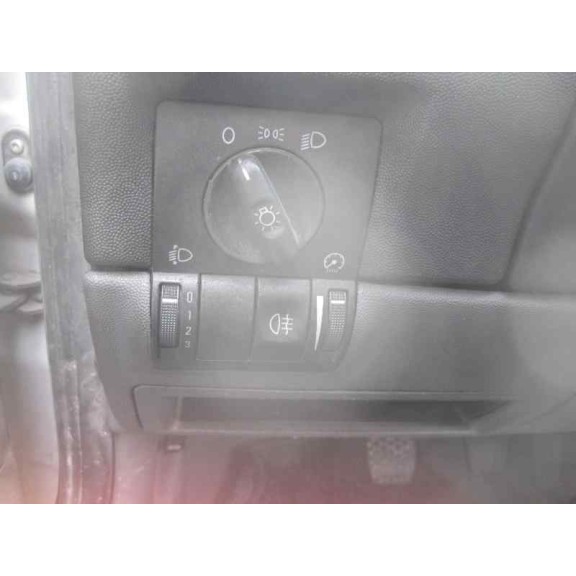 opel corsa c del año 2001