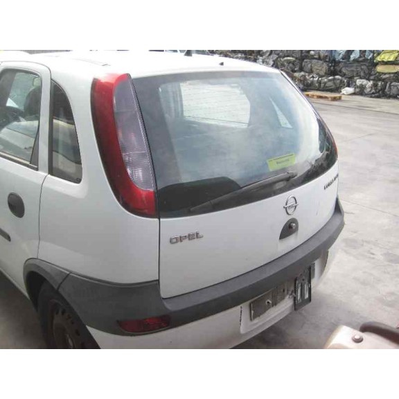 opel corsa c del año 2001