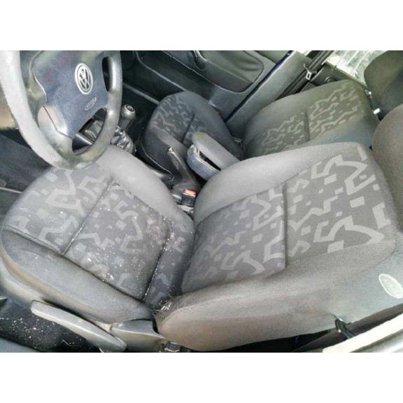 volkswagen golf iv berlina (1j1) del año 1999