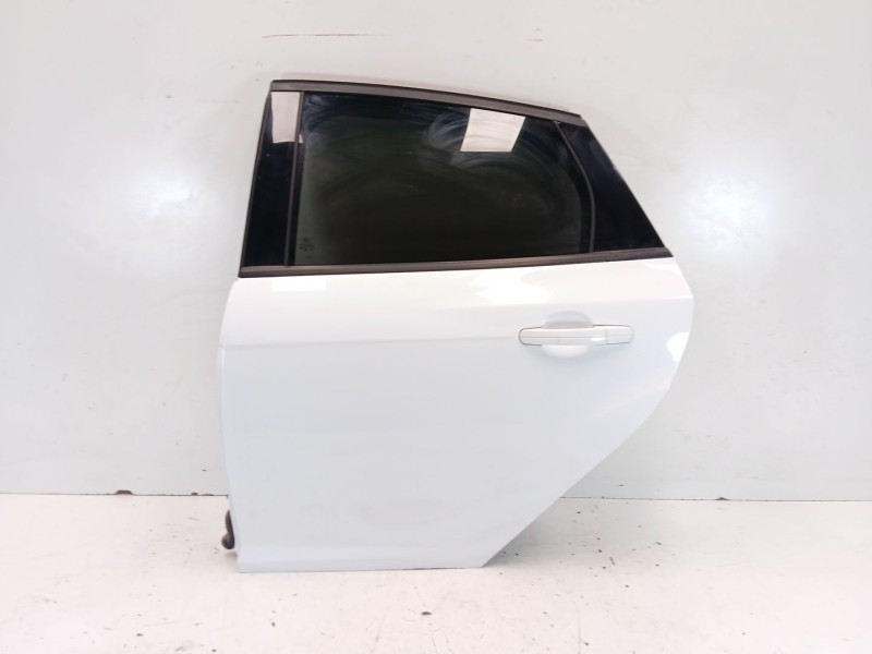 Recambio de puerta trasera izquierda para ford focus iii 1.5 tdci referencia OEM IAM 2172760  