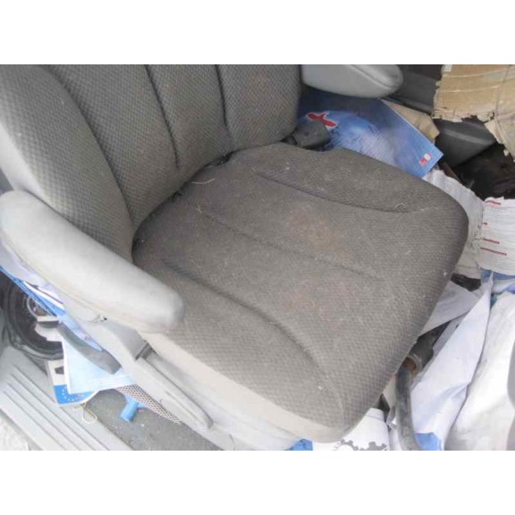 chrysler voyager (rg) del año 2004