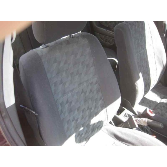 opel astra g berlina del año 2000