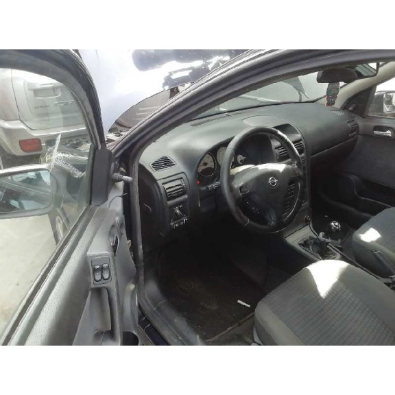 opel astra g berlina del año 2003
