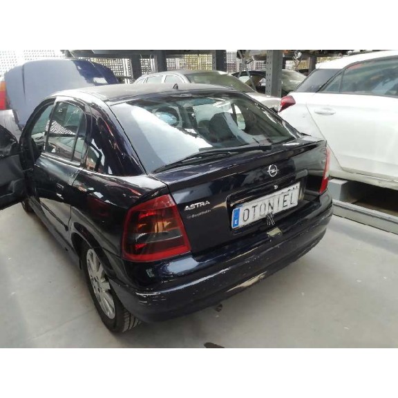 opel astra g berlina del año 2003