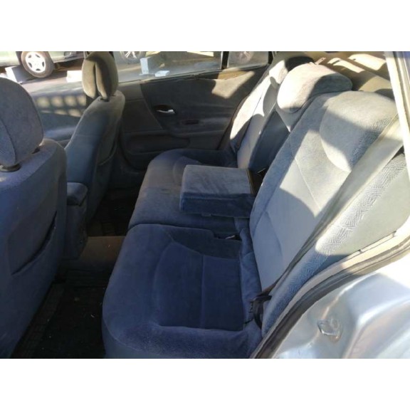 renault laguna ii grandtour (kg0) del año 2002