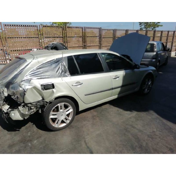 renault laguna ii grandtour (kg0) del año 2004