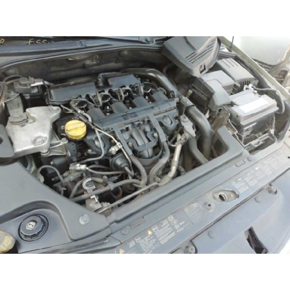 renault laguna ii grandtour (kg0) del año 2004