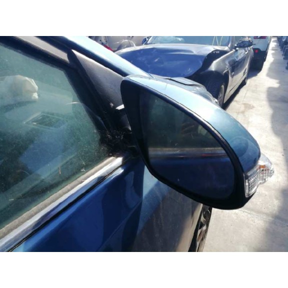 toyota auris del año 2016