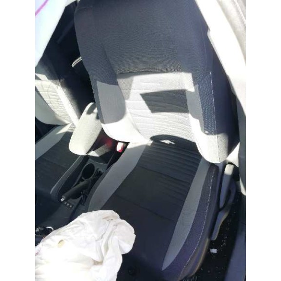 toyota auris del año 2016