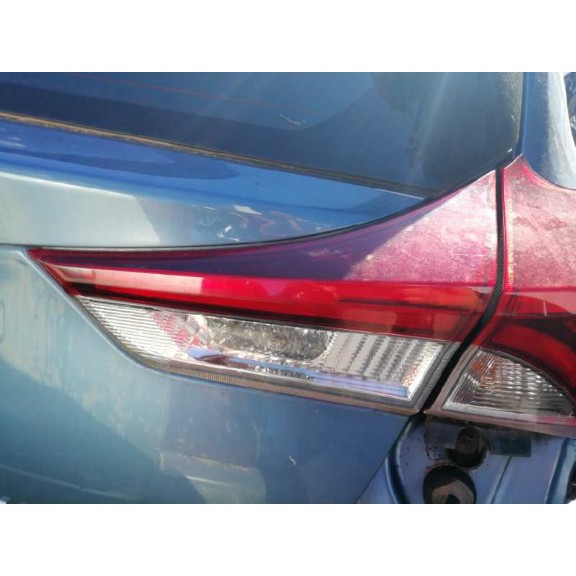 toyota auris del año 2016