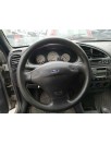 ford fiesta berlina (dx) del año 2001