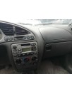 ford fiesta berlina (dx) del año 2001