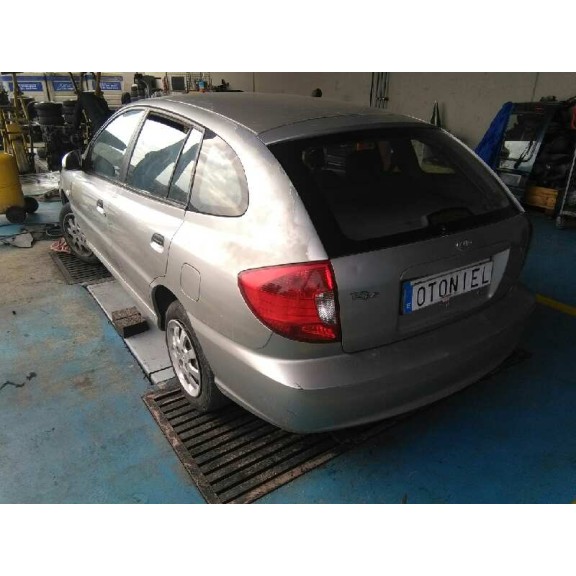 kia rio del año 2004