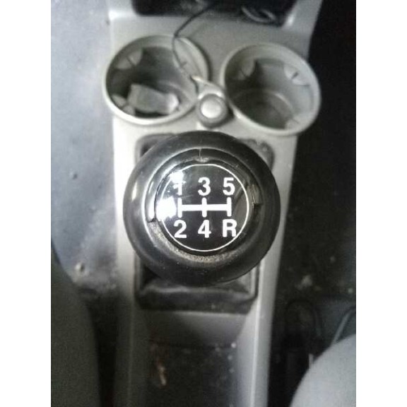 kia rio del año 2004