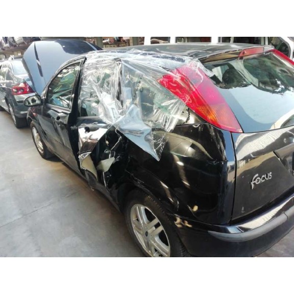 ford focus berlina (cak) del año 2003
