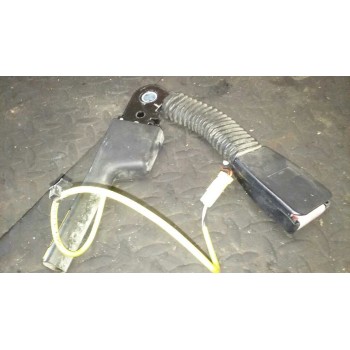 PRETENSOR AIRBAG DERECHO ENGANCHE 