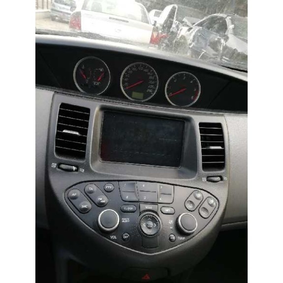 nissan primera berlina (p12) del año 2002