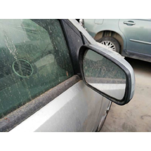 ford focus berlina (cap) del año 2006