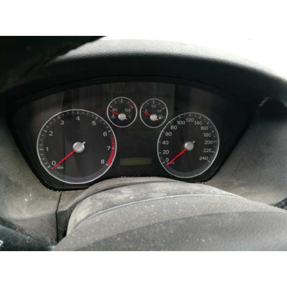 ford focus berlina (cap) del año 2006