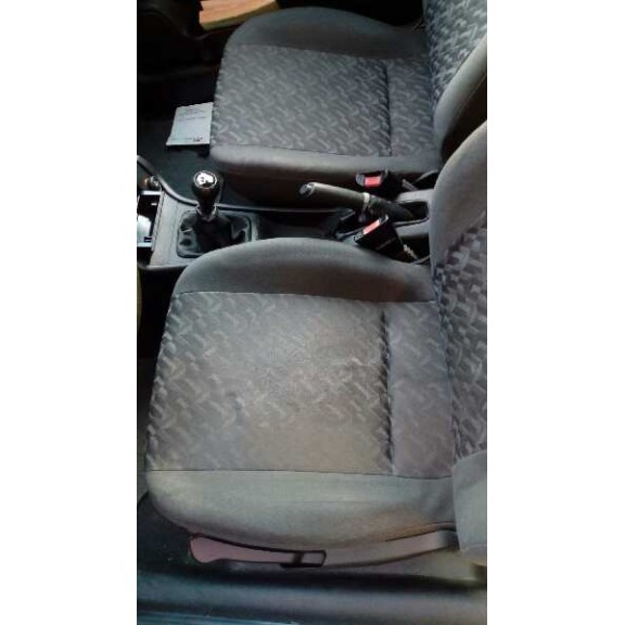 opel astra g berlina del año 2002