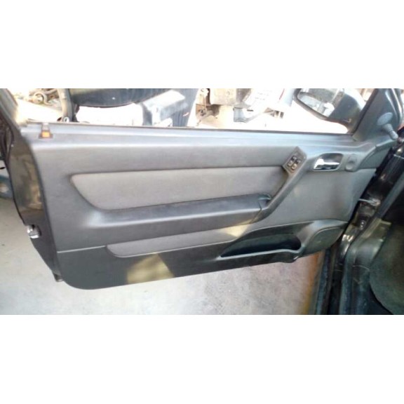 opel astra g berlina del año 2002