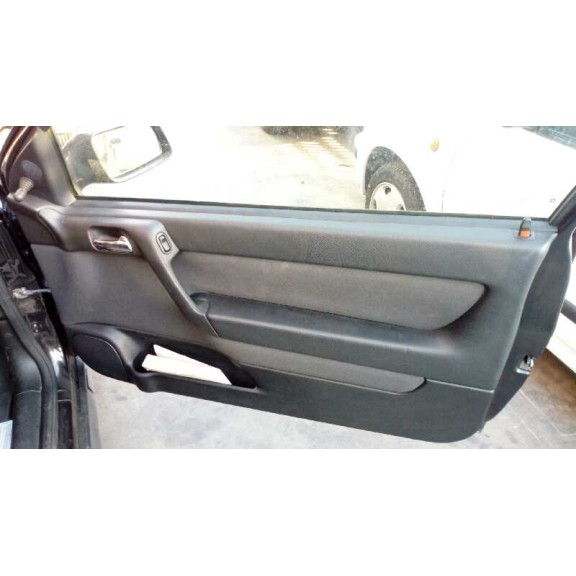 opel astra g berlina del año 2002