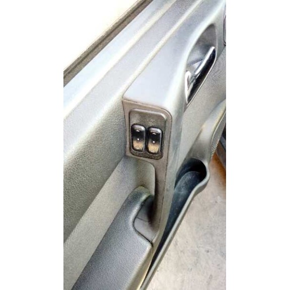 opel astra g berlina del año 2002