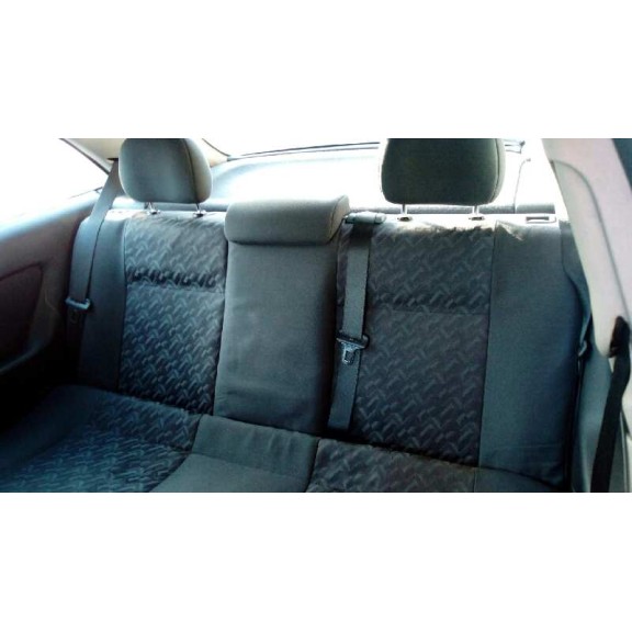 opel astra g berlina del año 2002