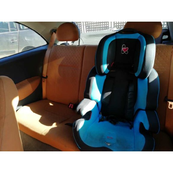 opel corsa c del año 2002