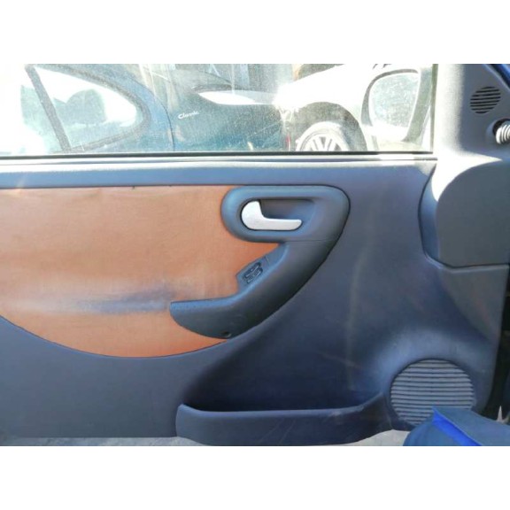 opel corsa c del año 2002