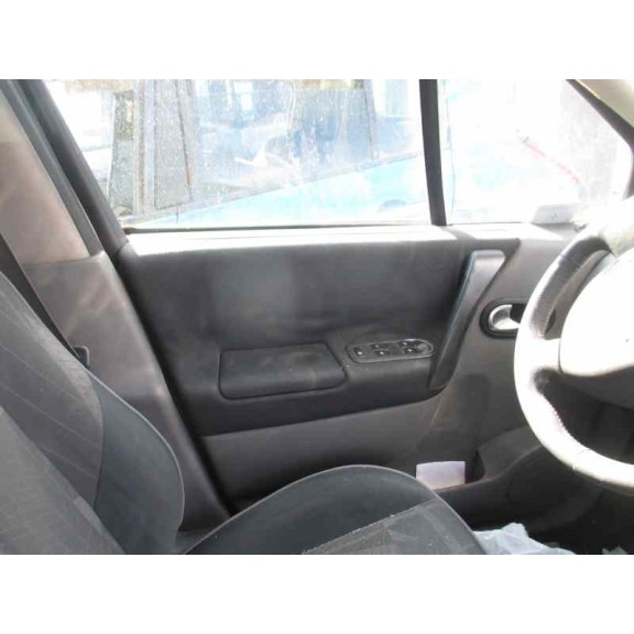 renault scenic ii del año 2005