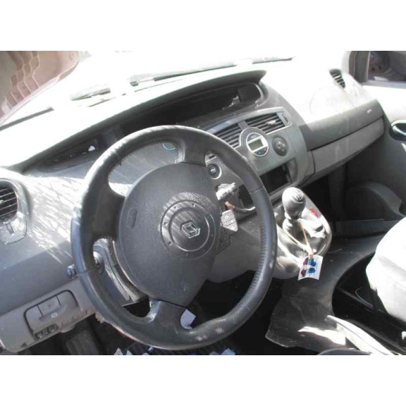 renault scenic ii del año 2005