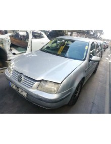 volkswagen bora berlina (1j2) del año 2000