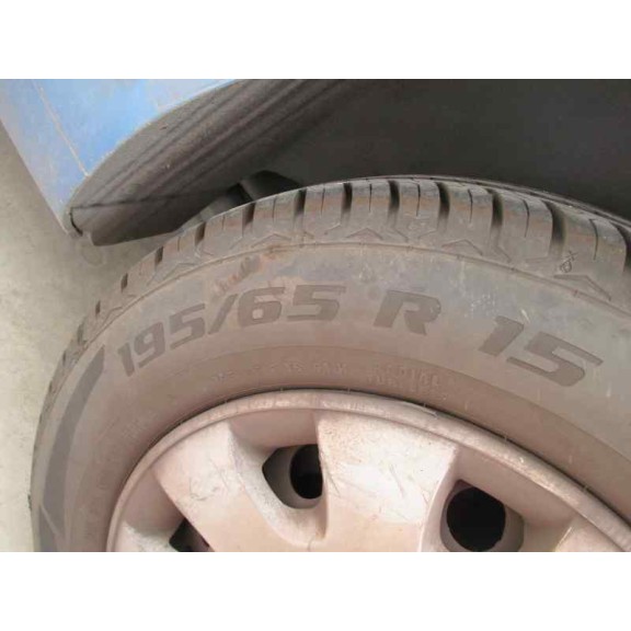 volkswagen golf v berlina (1k1) del año 2004