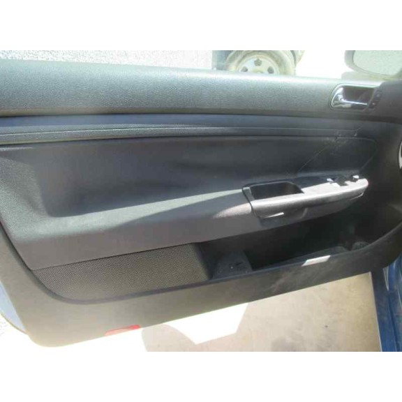 volkswagen golf v berlina (1k1) del año 2004