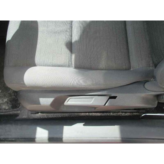 volkswagen golf v berlina (1k1) del año 2004